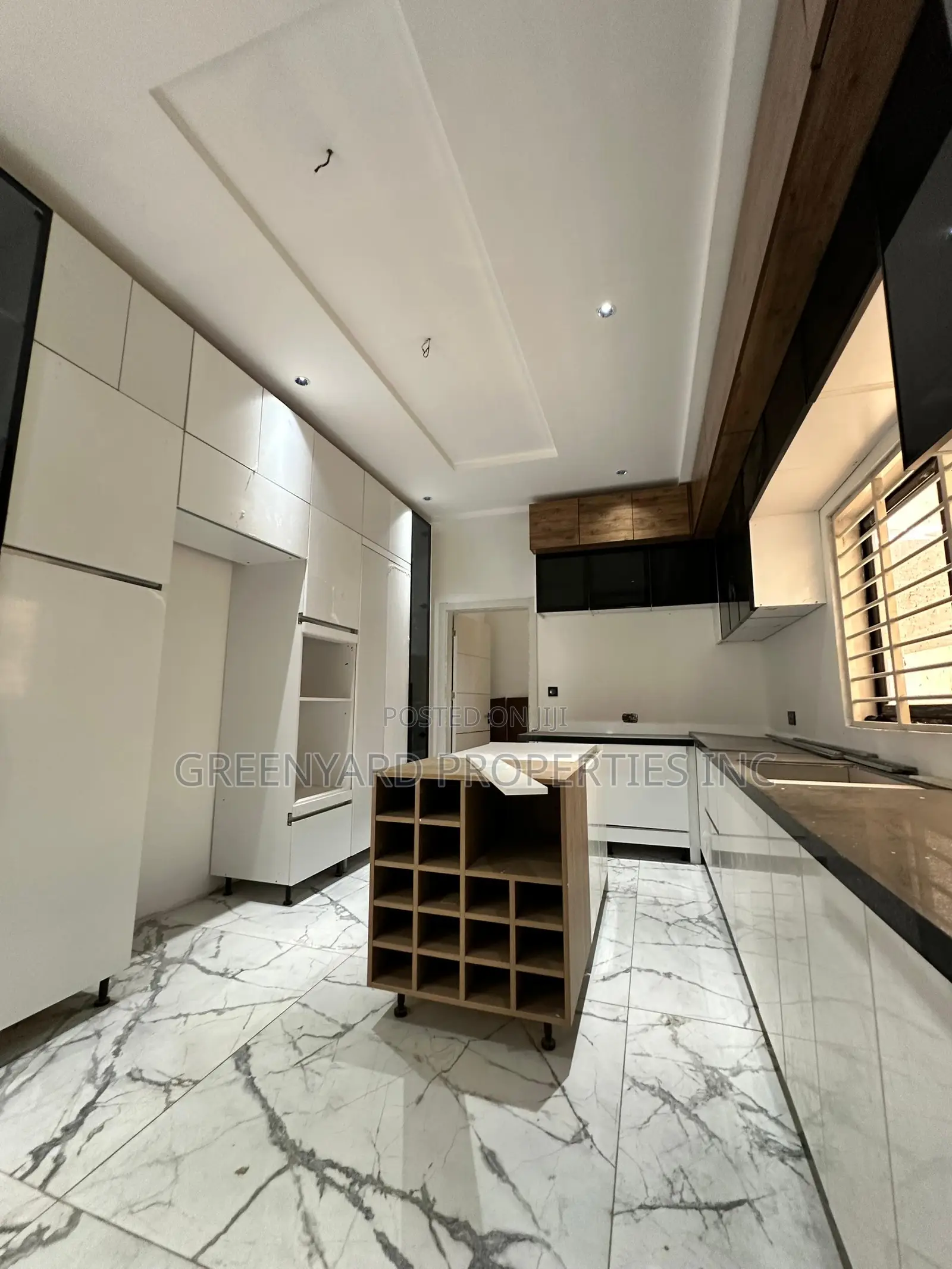 4bdrm House in Adenta for sale in Adenta