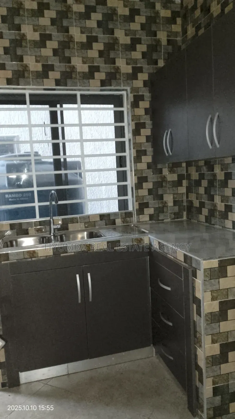 3bdrm Apartment in Tiyumba Real Estate, Haatso for rent in Haatso