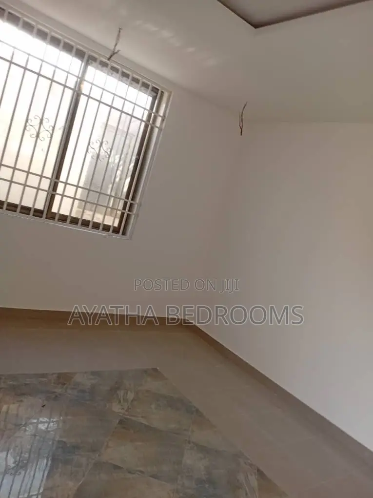 1bdrm Apartment in Modern Properties, New Town for rent in New Town