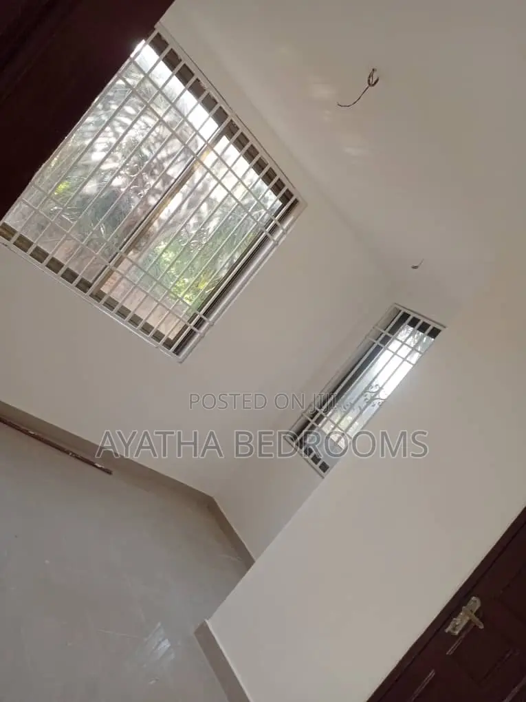 1bdrm Apartment in Modern Properties, New Town for rent in New Town