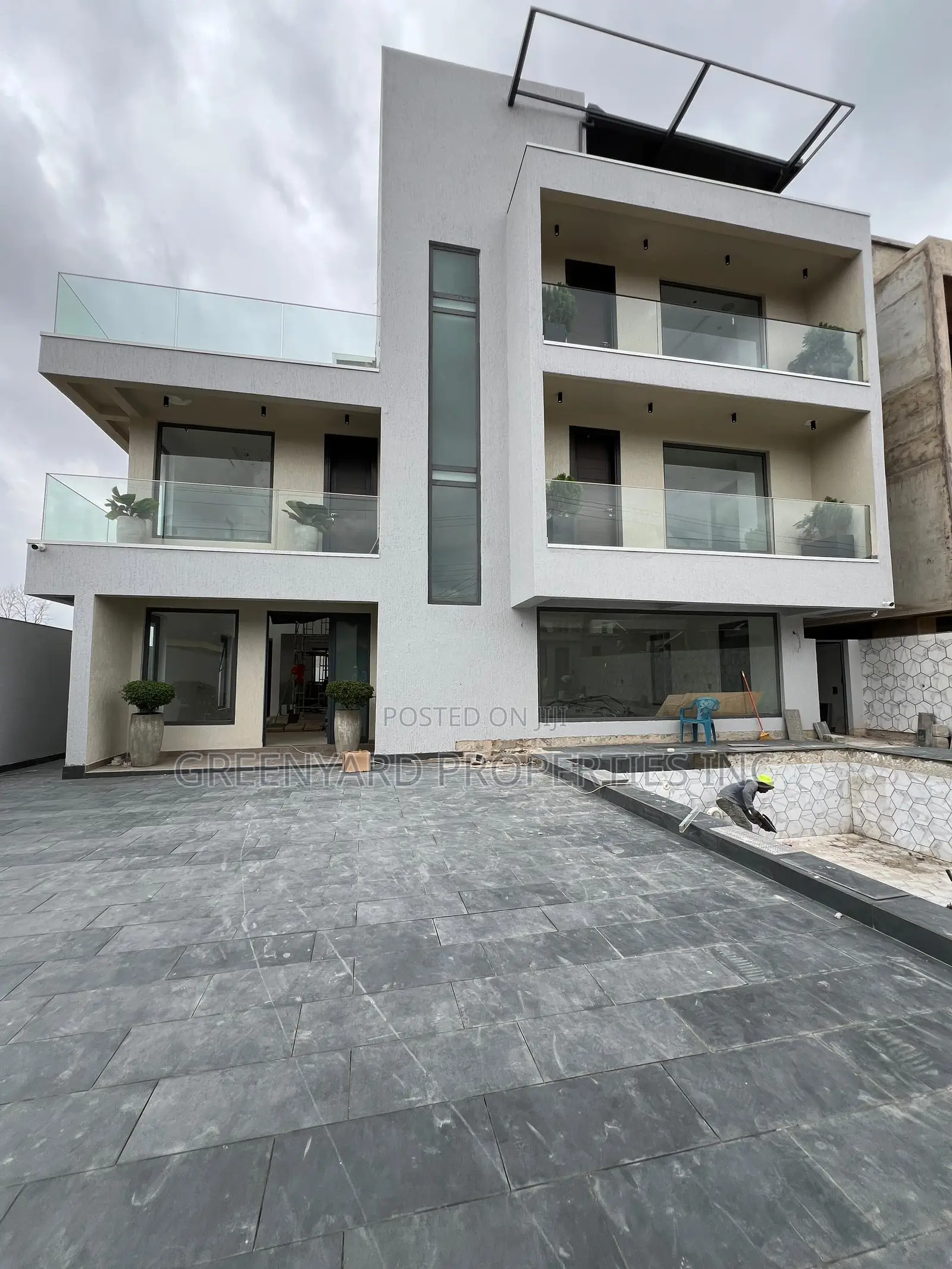5bdrm House in Adjiringanor, East Legon for sale in East Legon