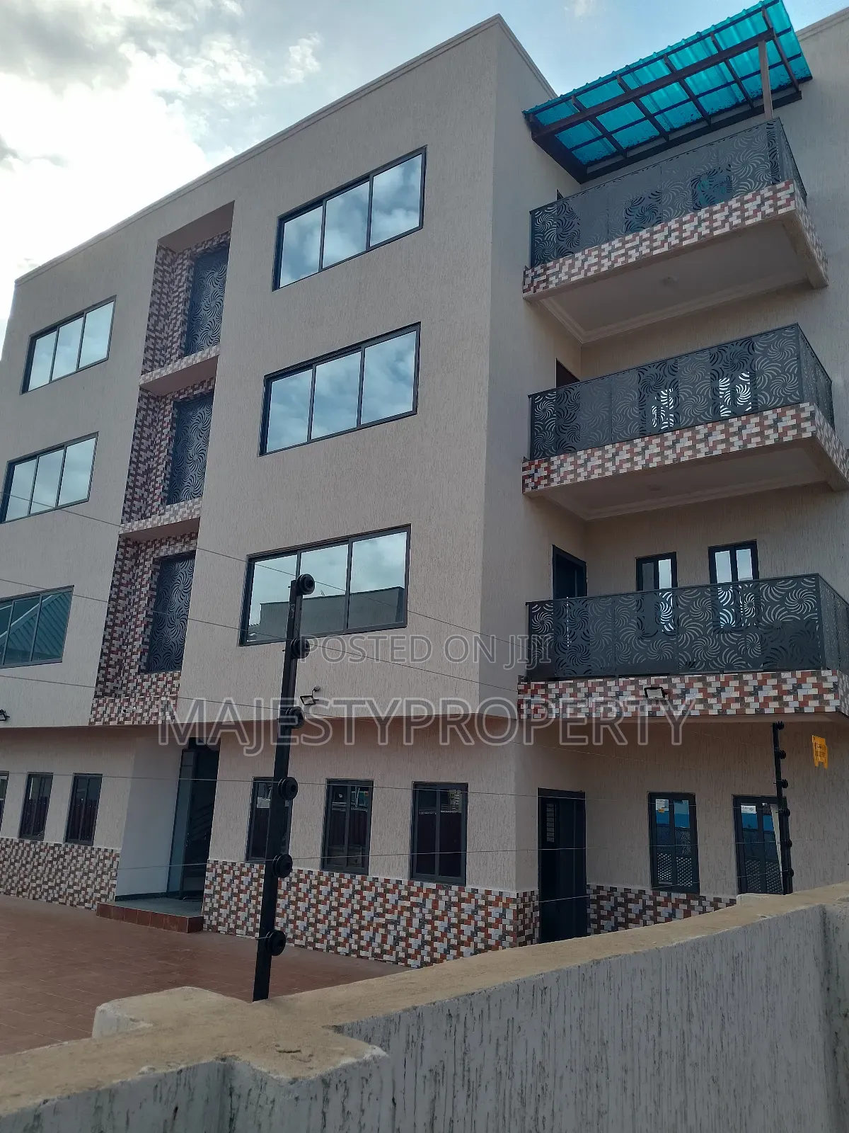 2bdrm Apartment in Tseaddo, Accra Metropolitan for rent in Accra Metropolitan