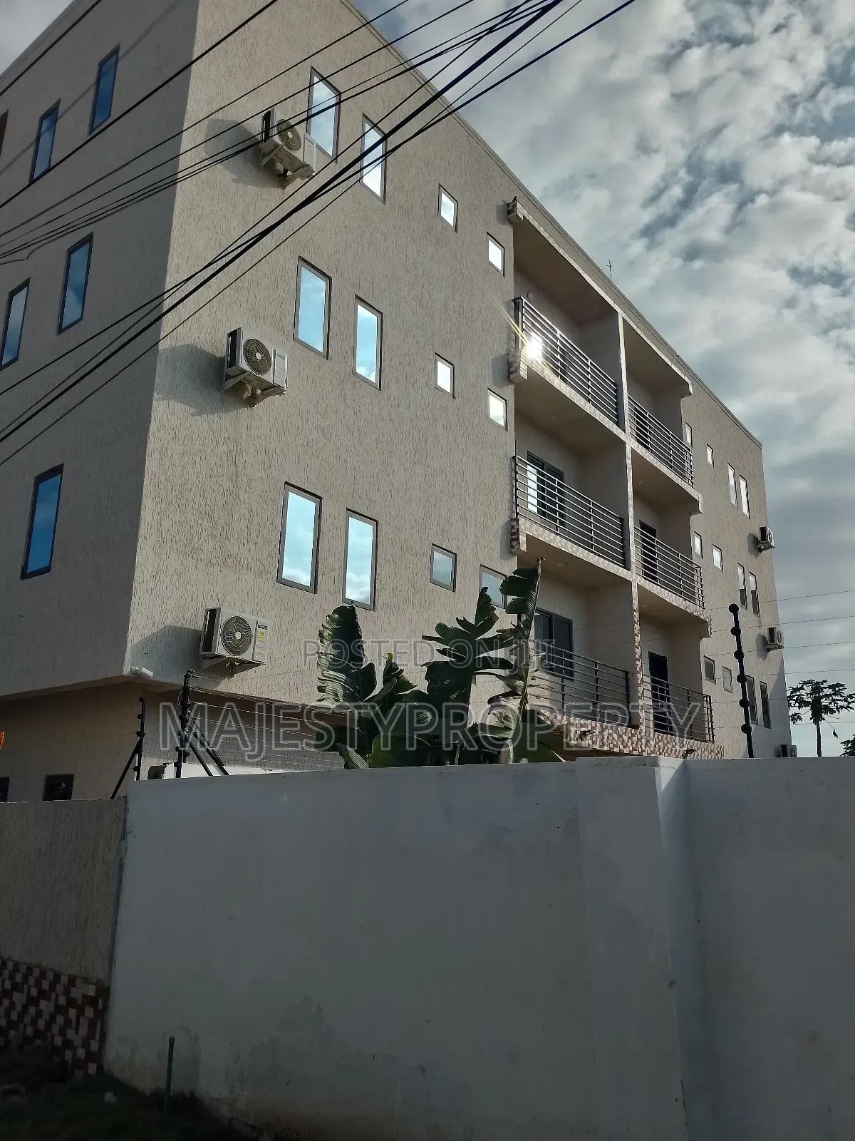 2bdrm Apartment in Tseaddo, Accra Metropolitan for rent in Accra Metropolitan
