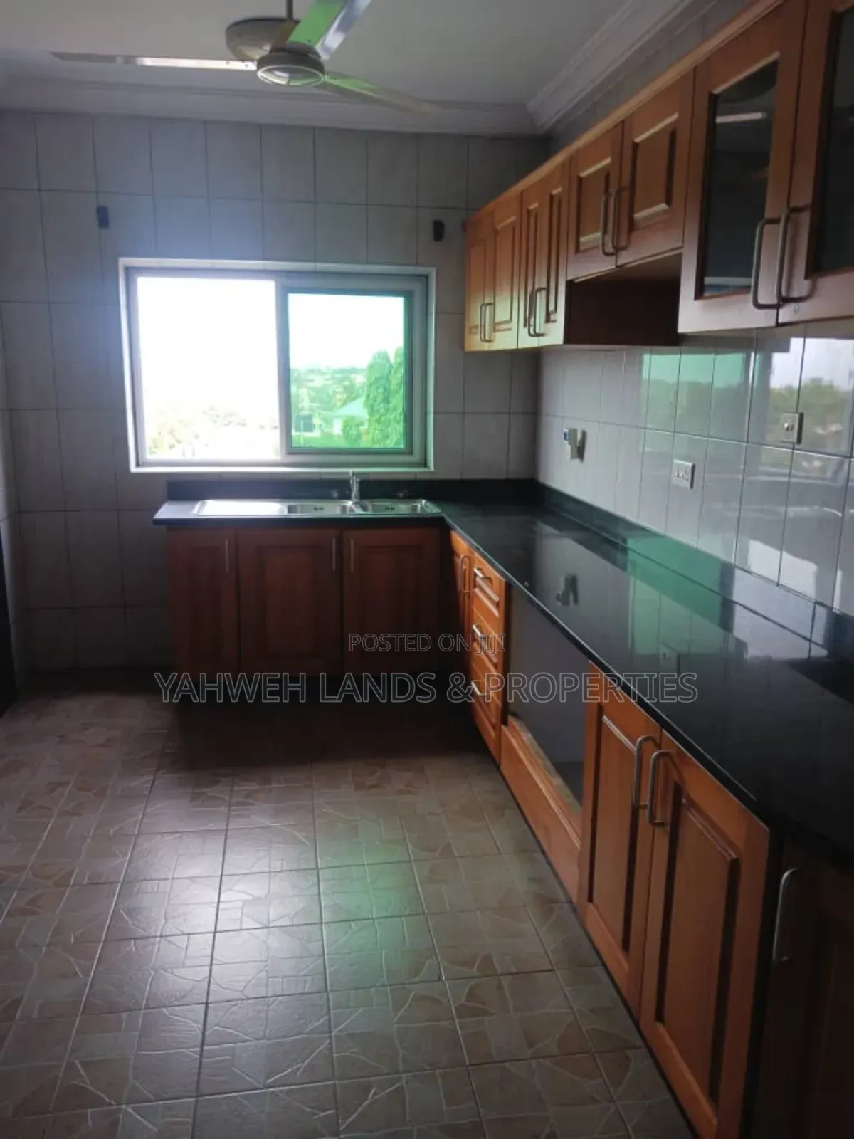 3bdrm Apartment in Teshie for rent in Teshie