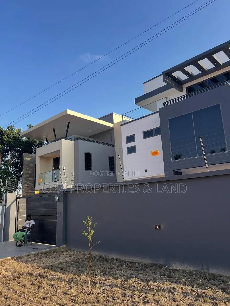 Furnished 4bdrm House in Lakeside Estate for sale in Lake Side Estate