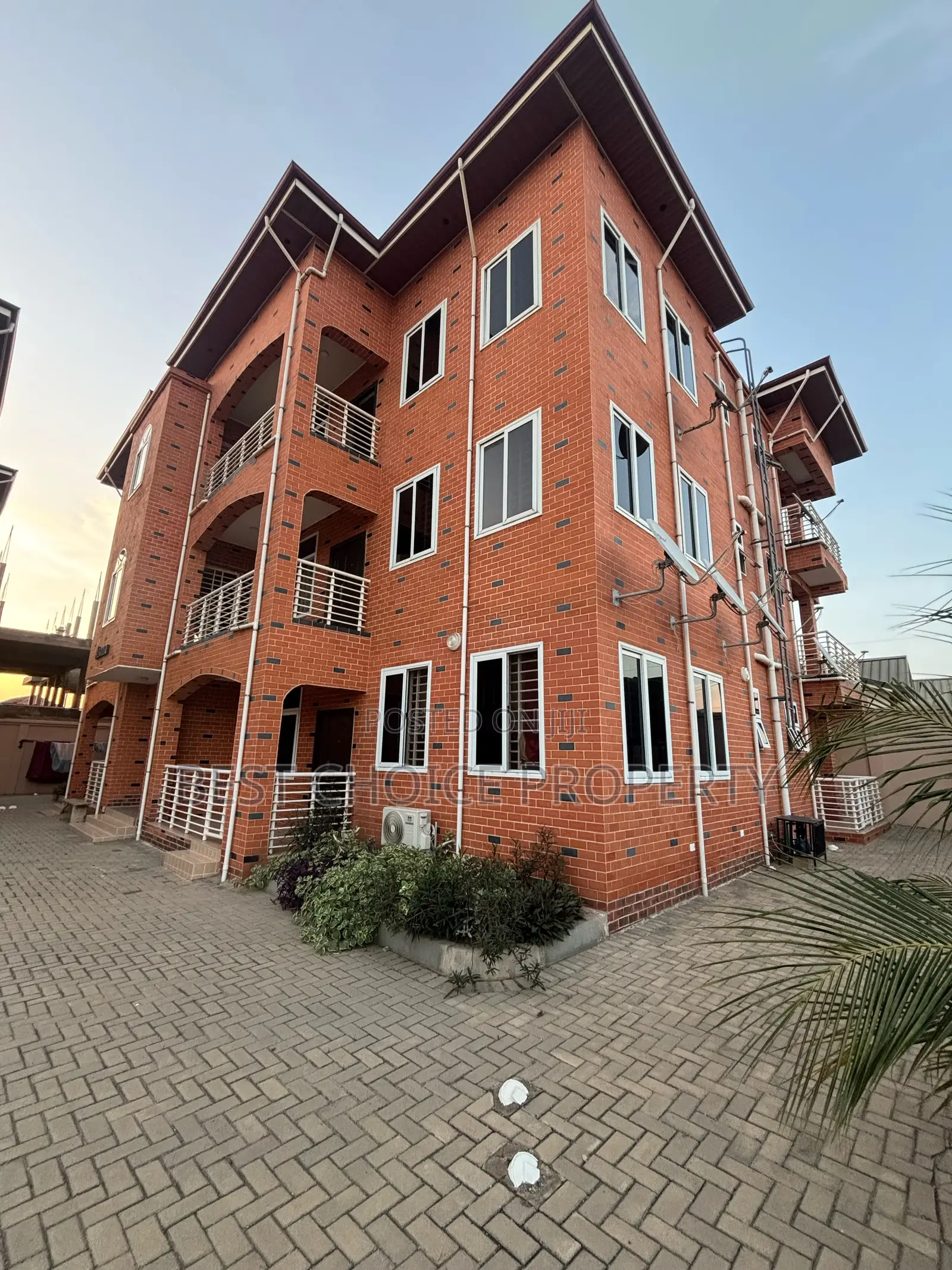 2bdrm Apartment in Lakeside for rent in Lake Side Estate