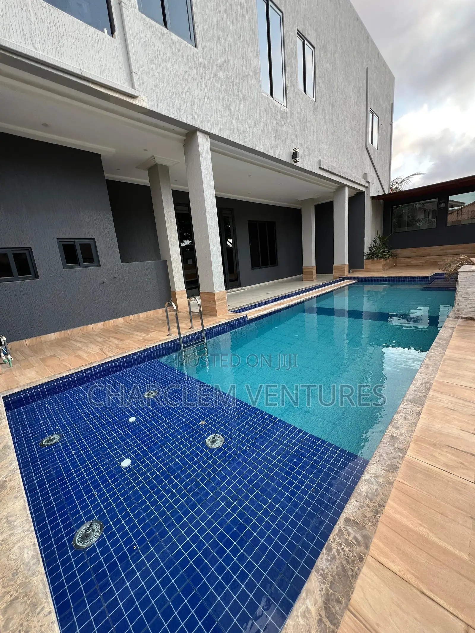 5bdrm House in Charclem Ventures, Accra Metropolitan for sale in Accra Metropolitan