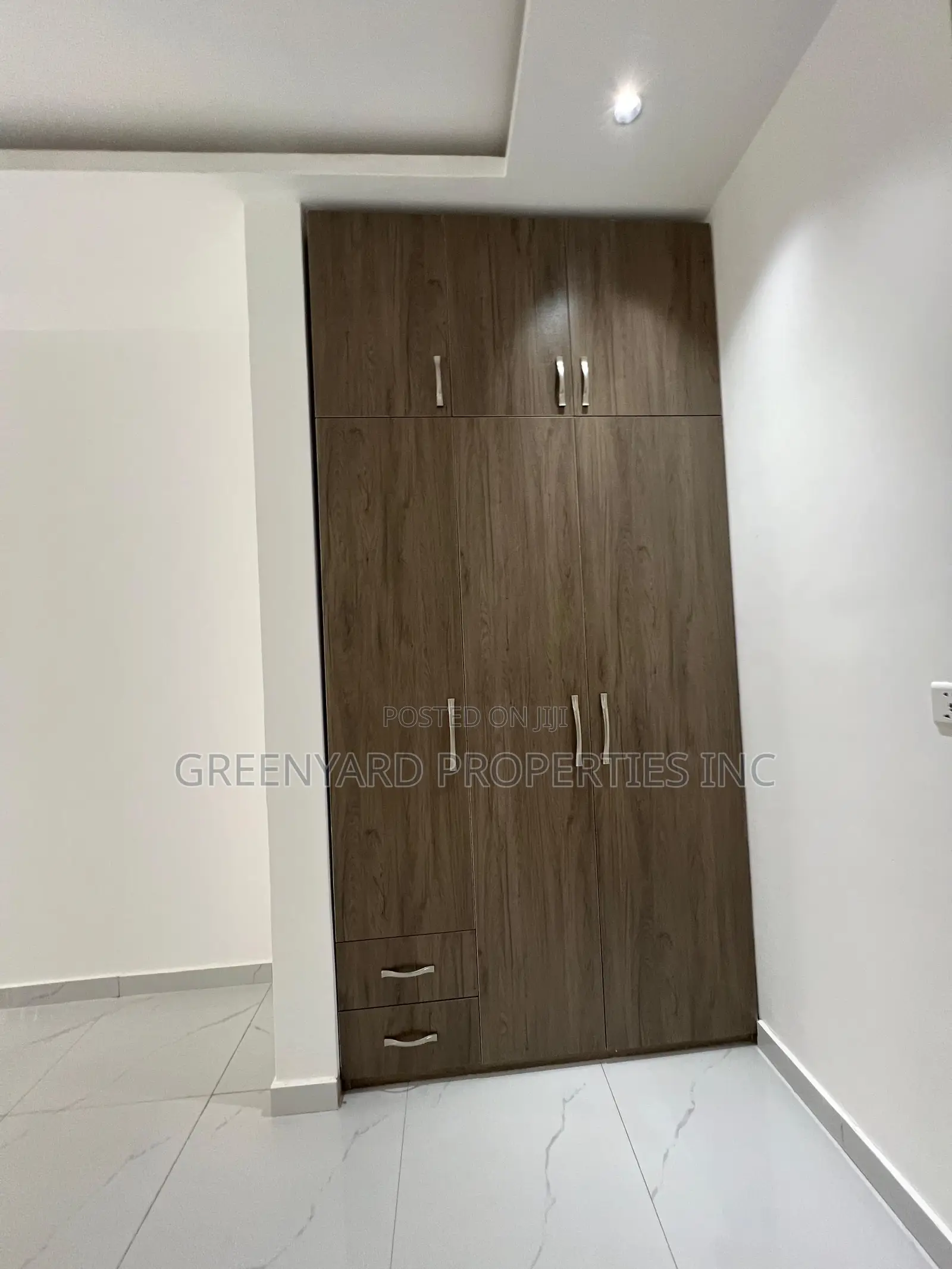 3bdrm Townhouse/Terrace in West Trasacco, Adjiriganor for sale in Adjiriganor