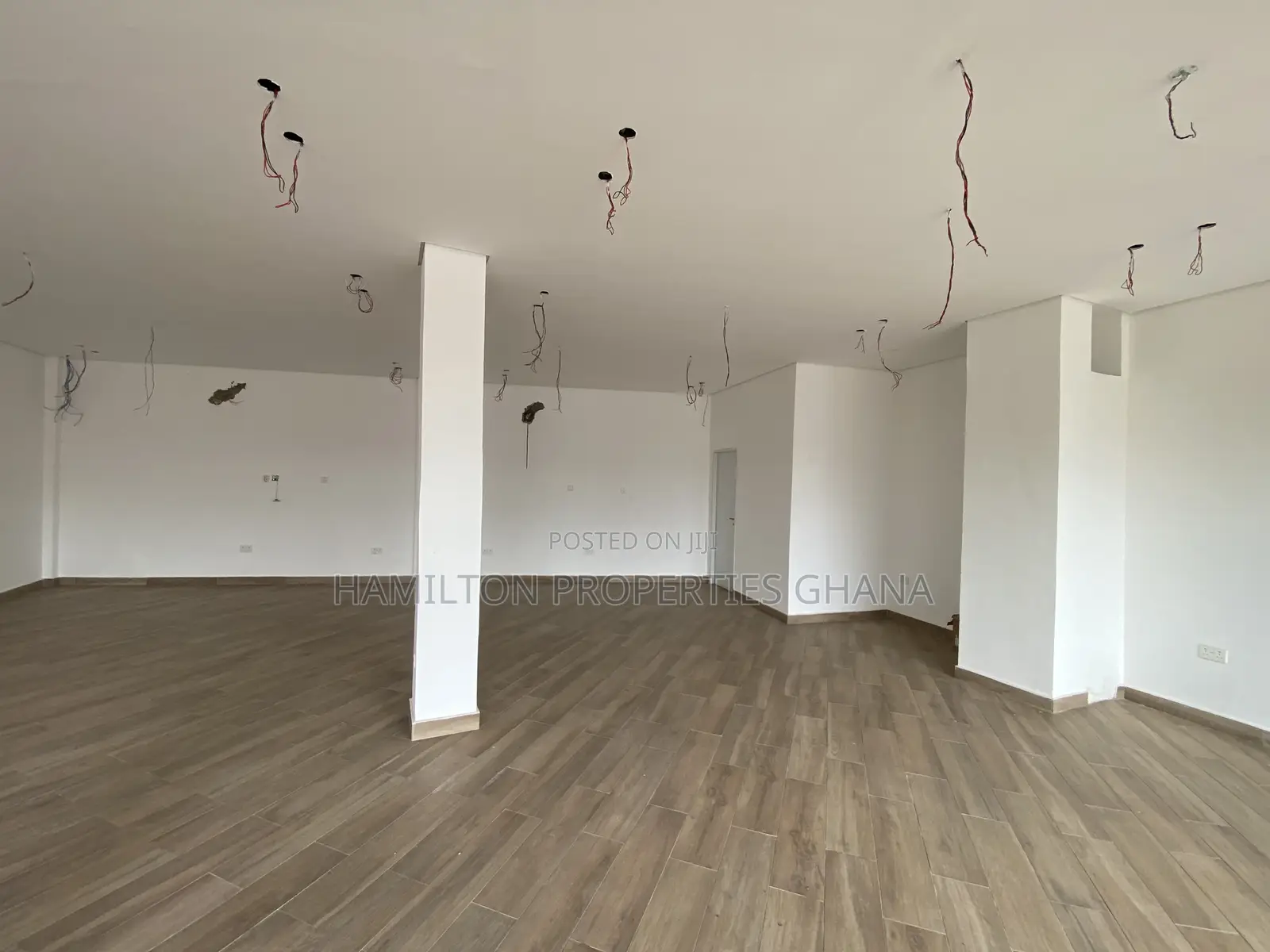 Double Shop for Rent Adjiringanor in Adjiriganor