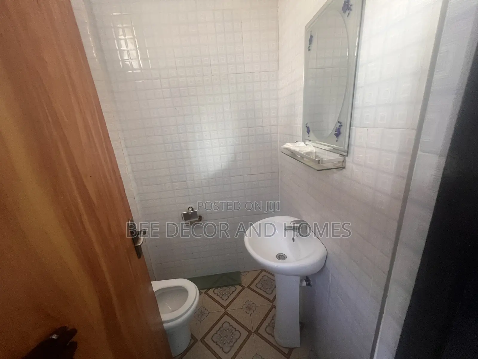 Single Shop to Let in Adenta