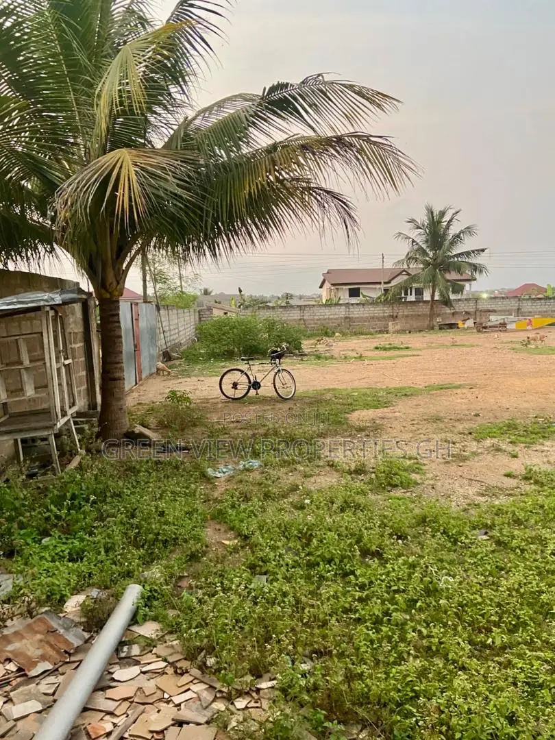 Land for Sale Kasoa Krispo to Obolo Estate, Just by the Roadside. in Kasoa