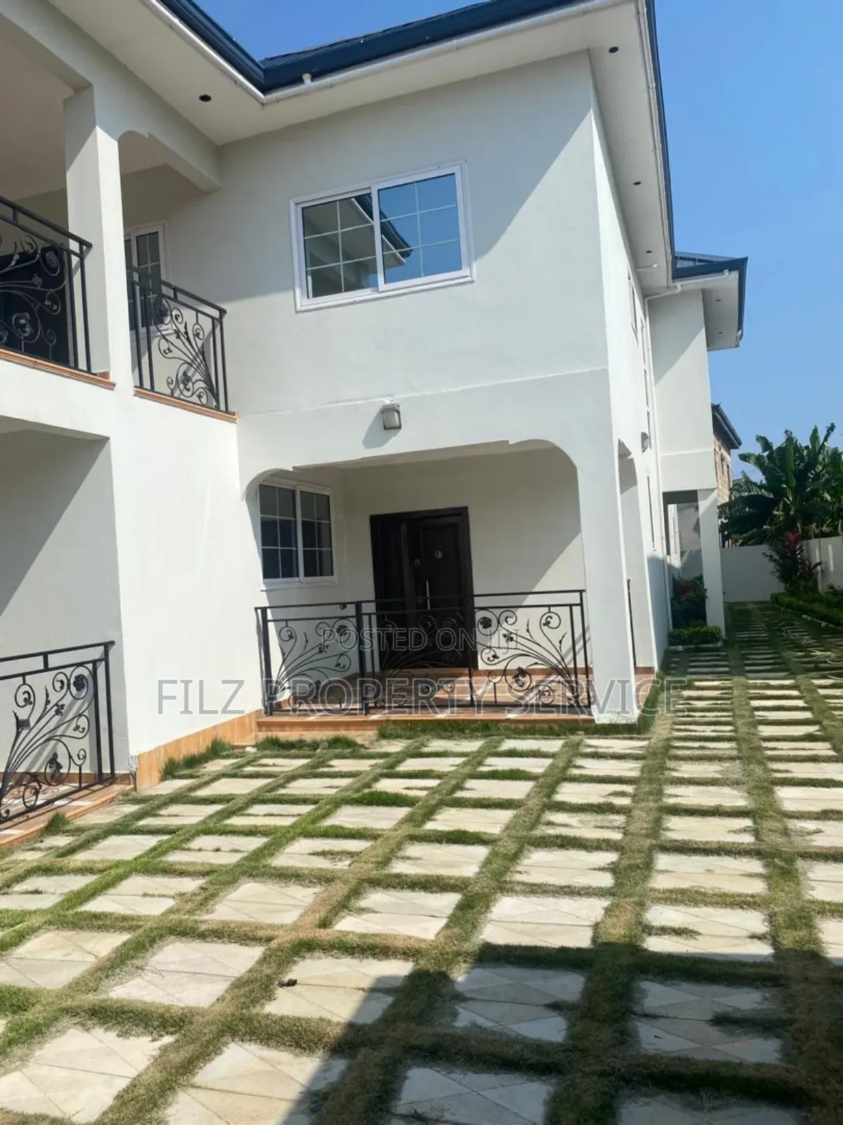 7bdrm House in East Legon Mempeasem, American House for sale in American House
