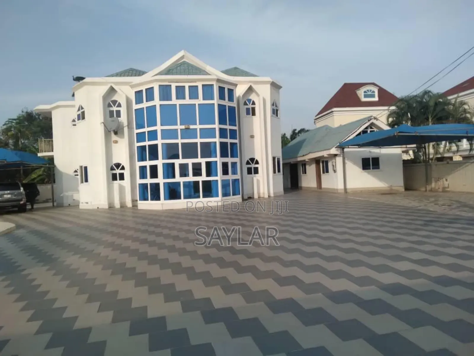 Furnished 5bdrm Duplex in Enjoy Estates, Tema Metropolitan for sale in Tema Metropolitan