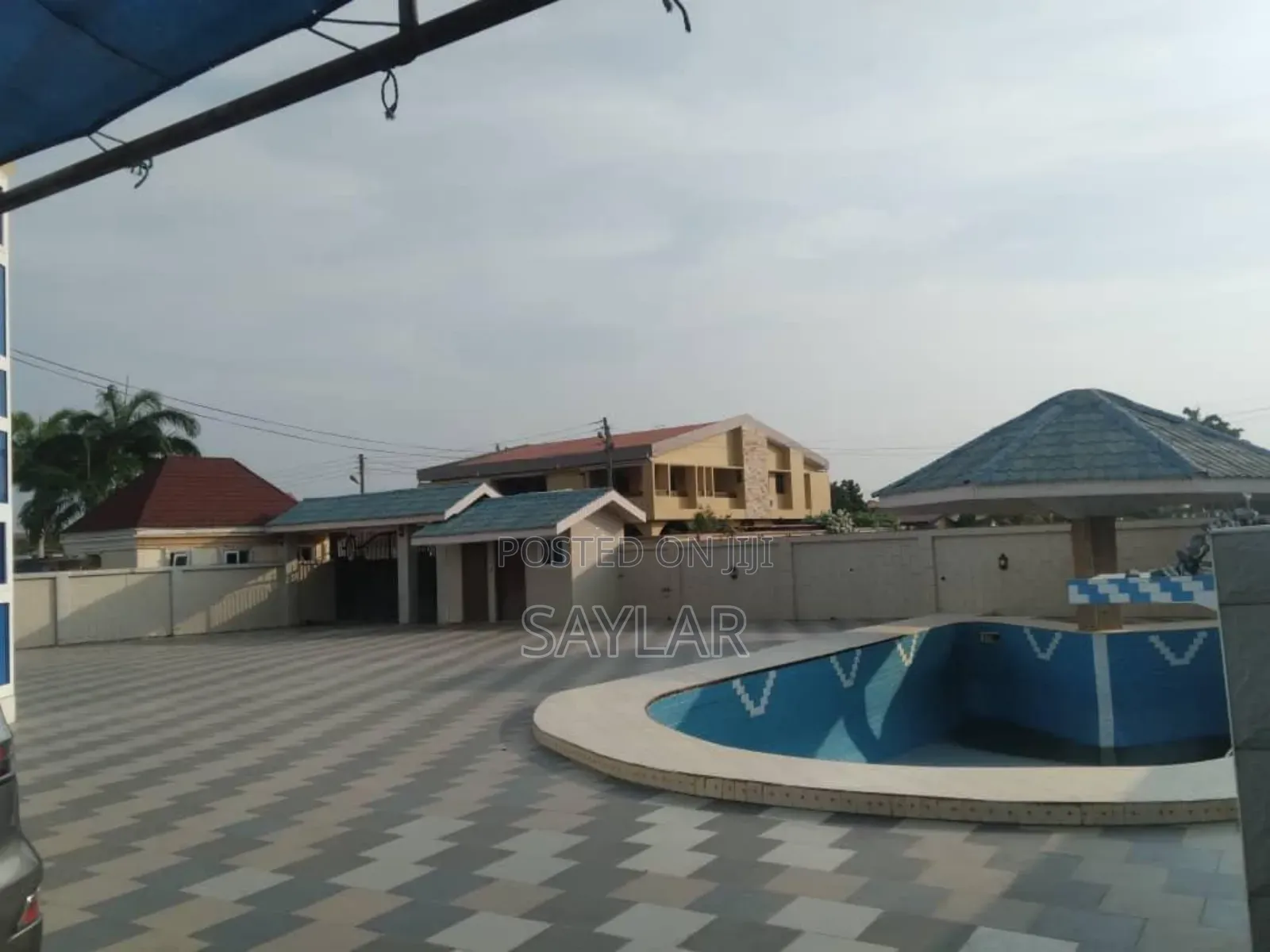 Furnished 5bdrm Duplex in Enjoy Estates, Tema Metropolitan for sale in Tema Metropolitan