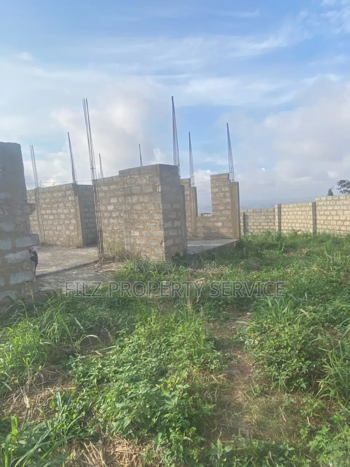 4bdrm House in Ashongman Bank Of, Ashomang Estate for sale in Ashomang Estate