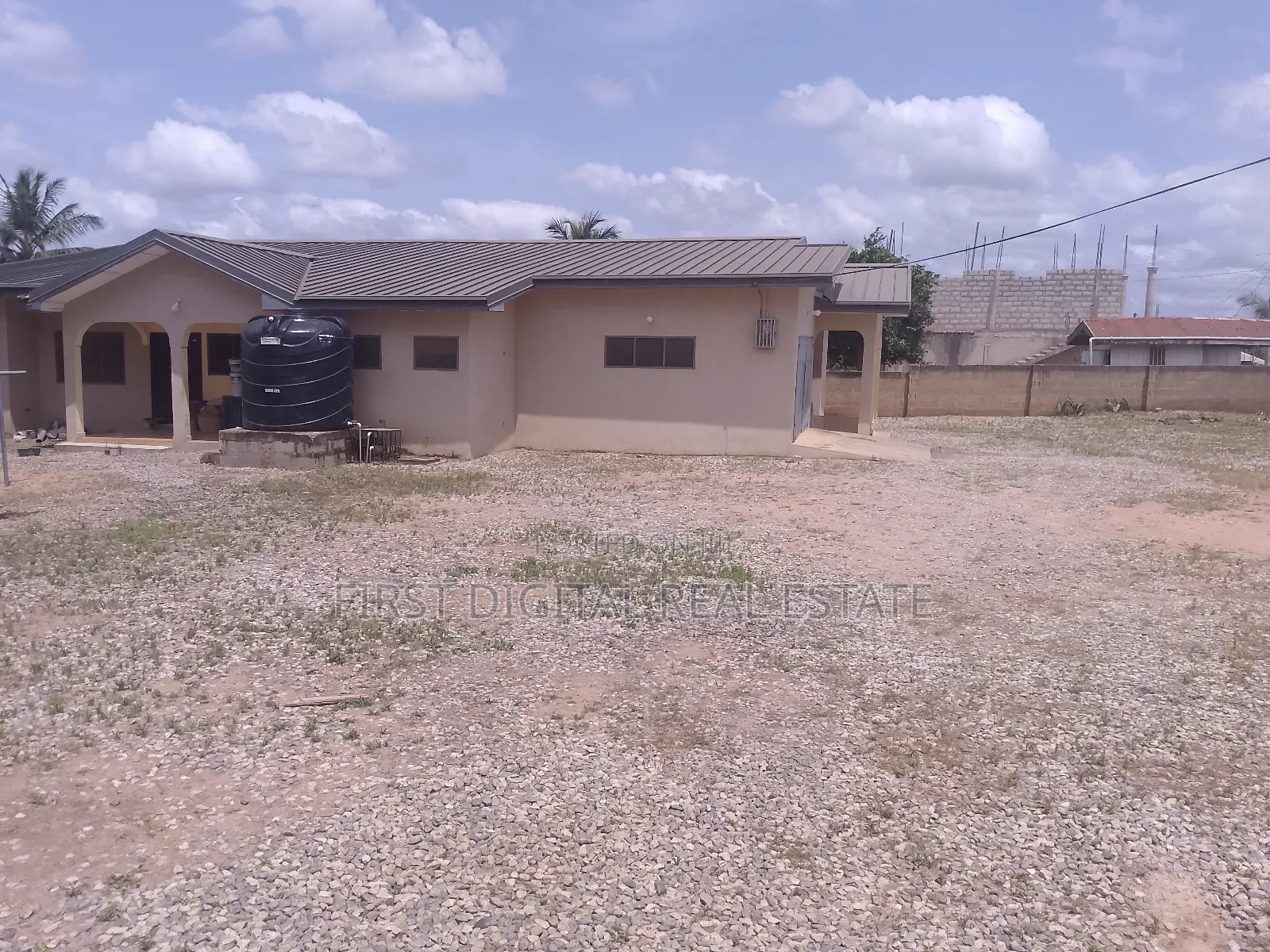 4 Bedroom Self Compound for Commercial Rent Obom Roadside in Kasoa