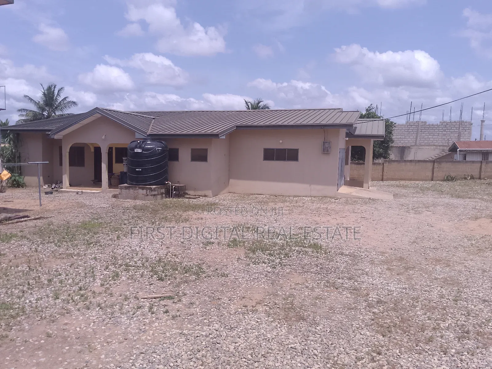 4 Bedroom Self Compound for Commercial Rent Obom Roadside in Kasoa