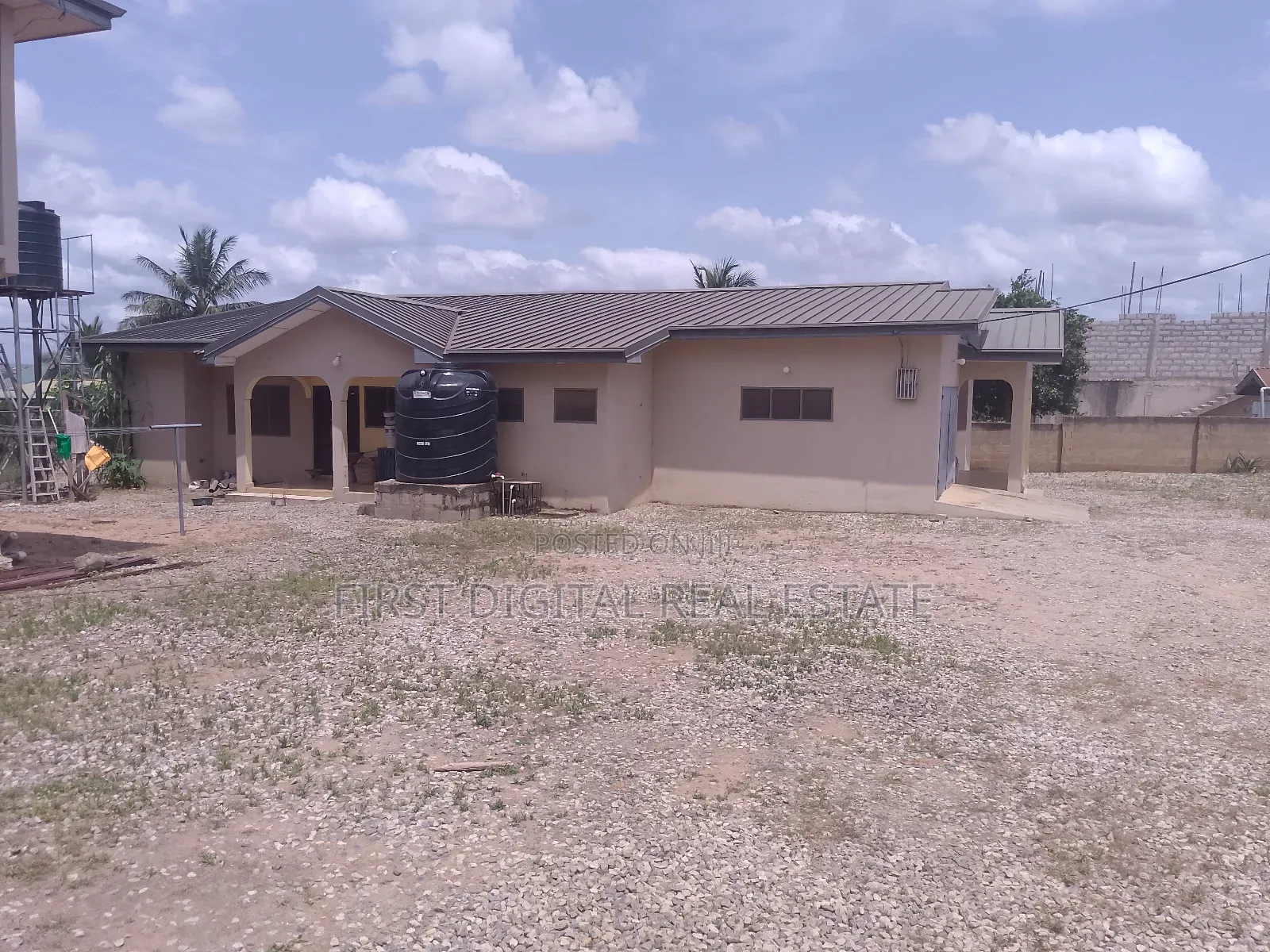 4 Bedroom Self Compound for Commercial Rent Obom Roadside in Kasoa