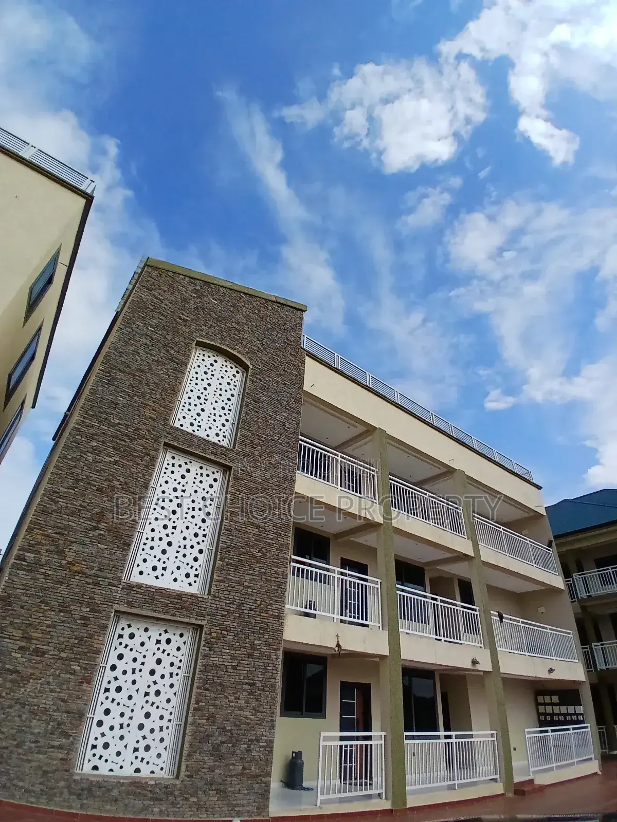 2bdrm Apartment in East Logon Hills, School Junction for rent in School Junction