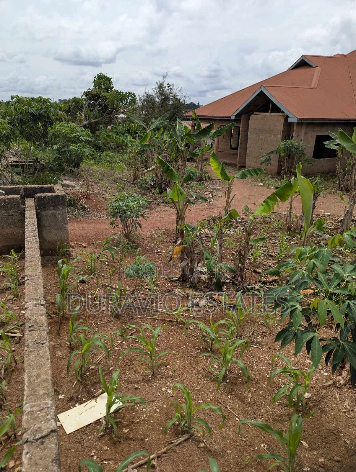 6bdrm House in Atwima Takyiman,, Kumasi Metropolitan for sale in Kumasi Metropolitan