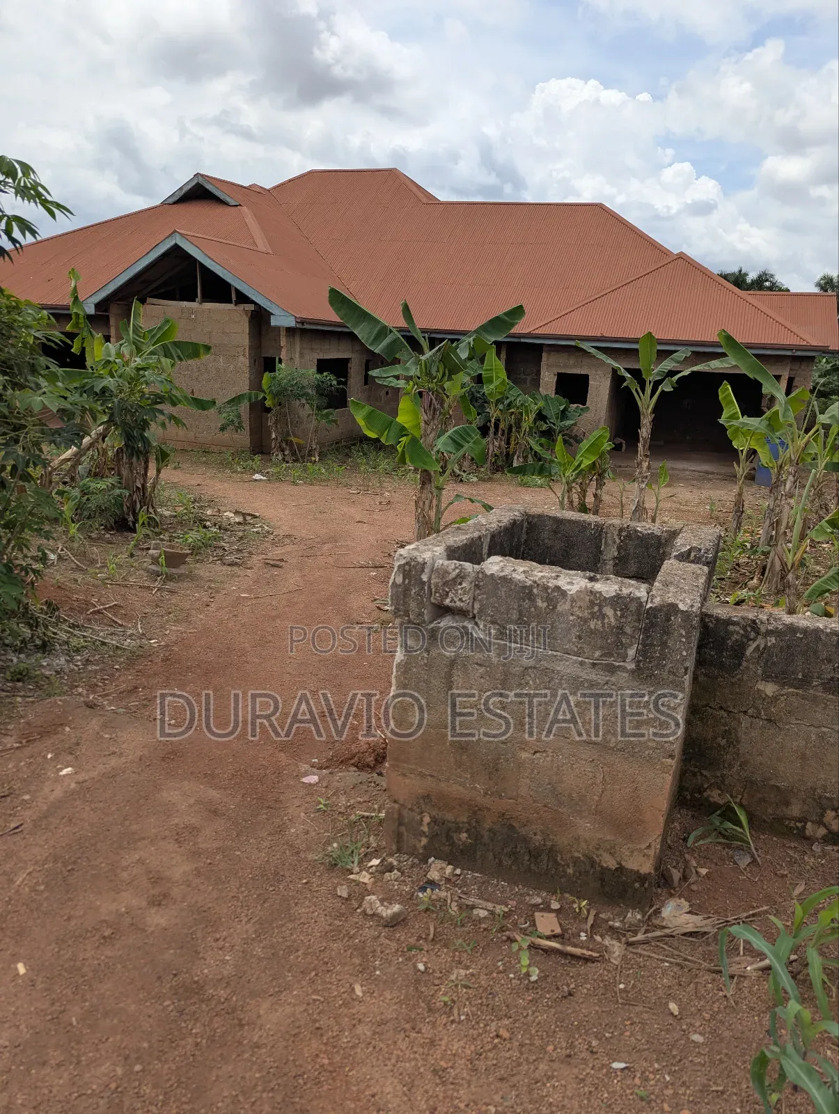 6bdrm House in Atwima Takyiman,, Kumasi Metropolitan for sale in Kumasi Metropolitan