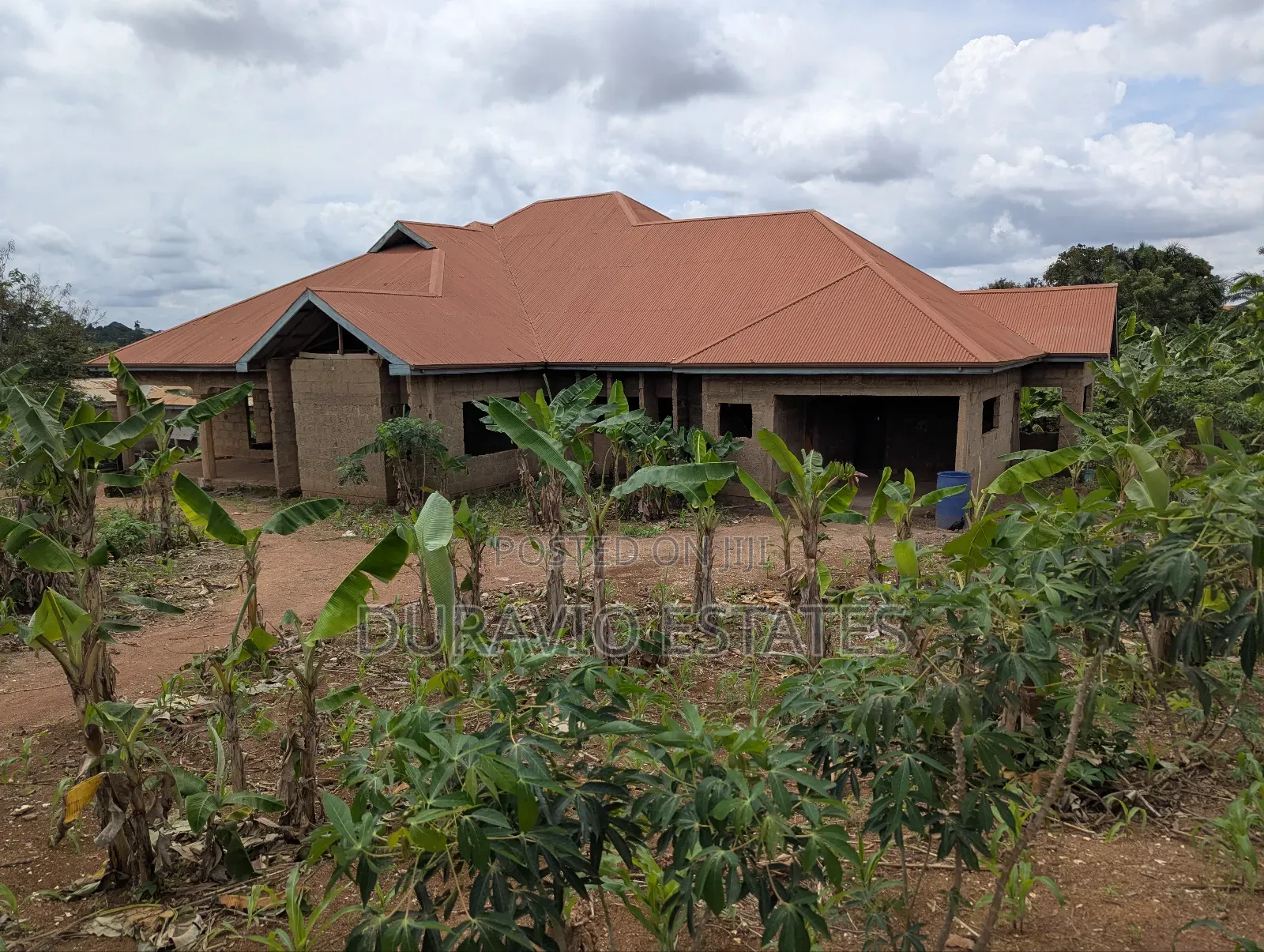 6bdrm House in Atwima Takyiman,, Kumasi Metropolitan for sale in Kumasi Metropolitan