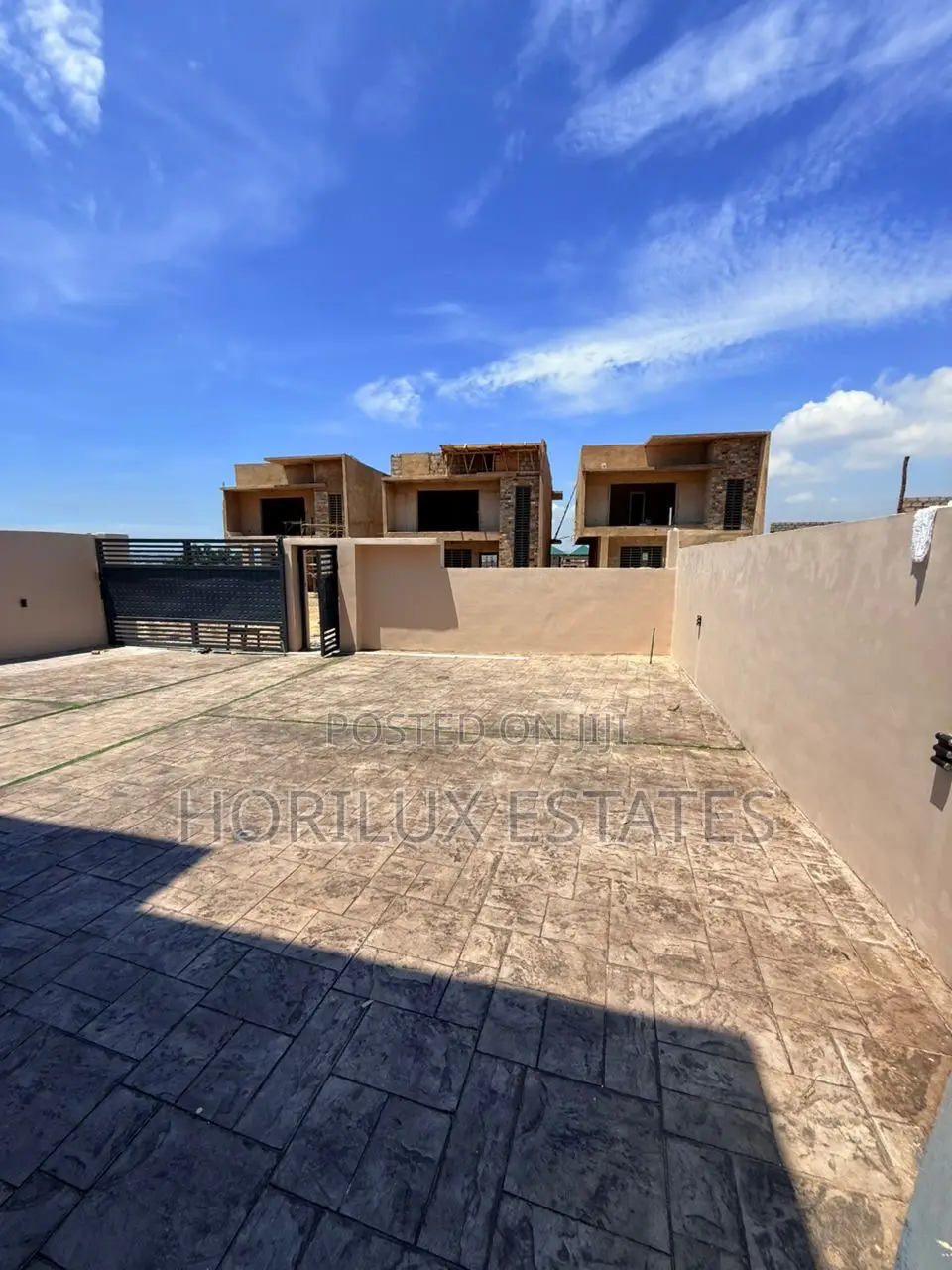 3bdrm House in Horiluxestates, Bortiano for sale in Bortiano