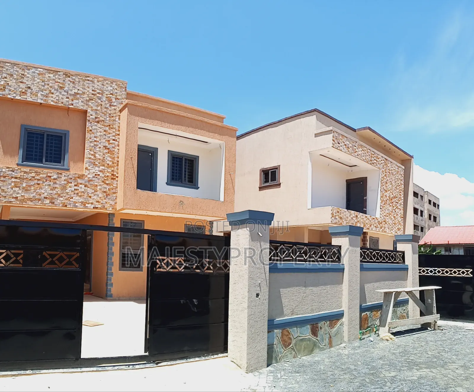 3bdrm Duplex in Batsona, Spintex for sale in Spintex