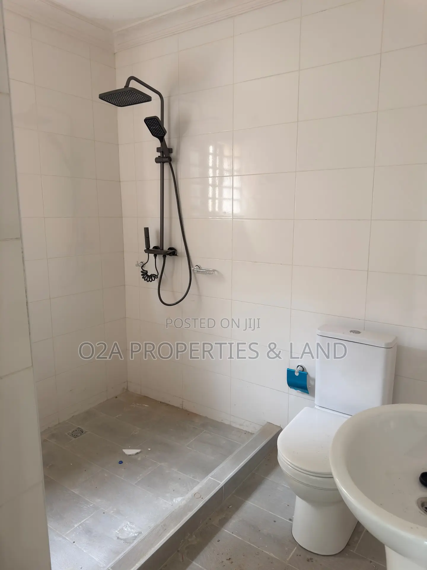 3bdrm House in Spintex Baatsona for sale in Baatsona Total