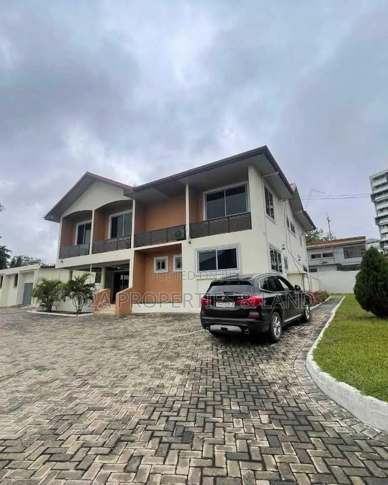 6bdrm House in North Ridge for rent in North Ridge