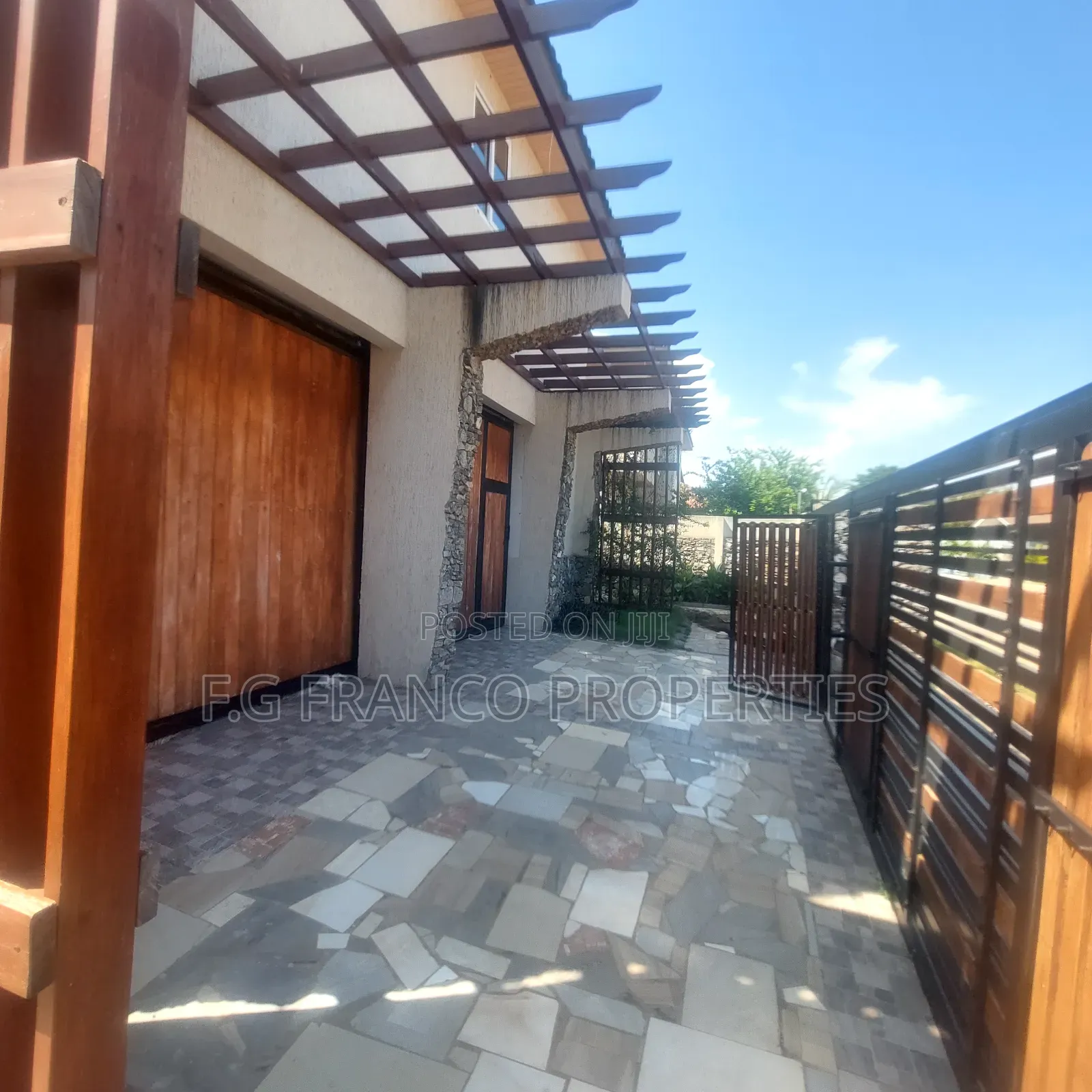 3bdrm Apartment in Kg Franco Properties, Spintex for rent in Spintex