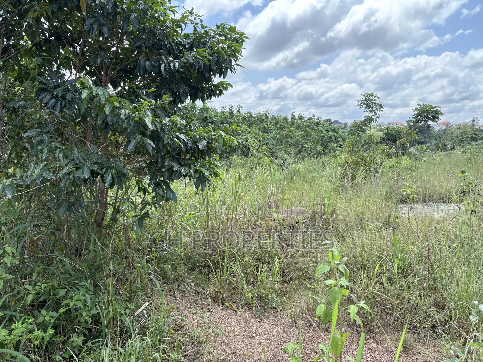 One Plot for Sale at Trade 7 Minutes Walk From Main Road. in Kumasi Metropolitan