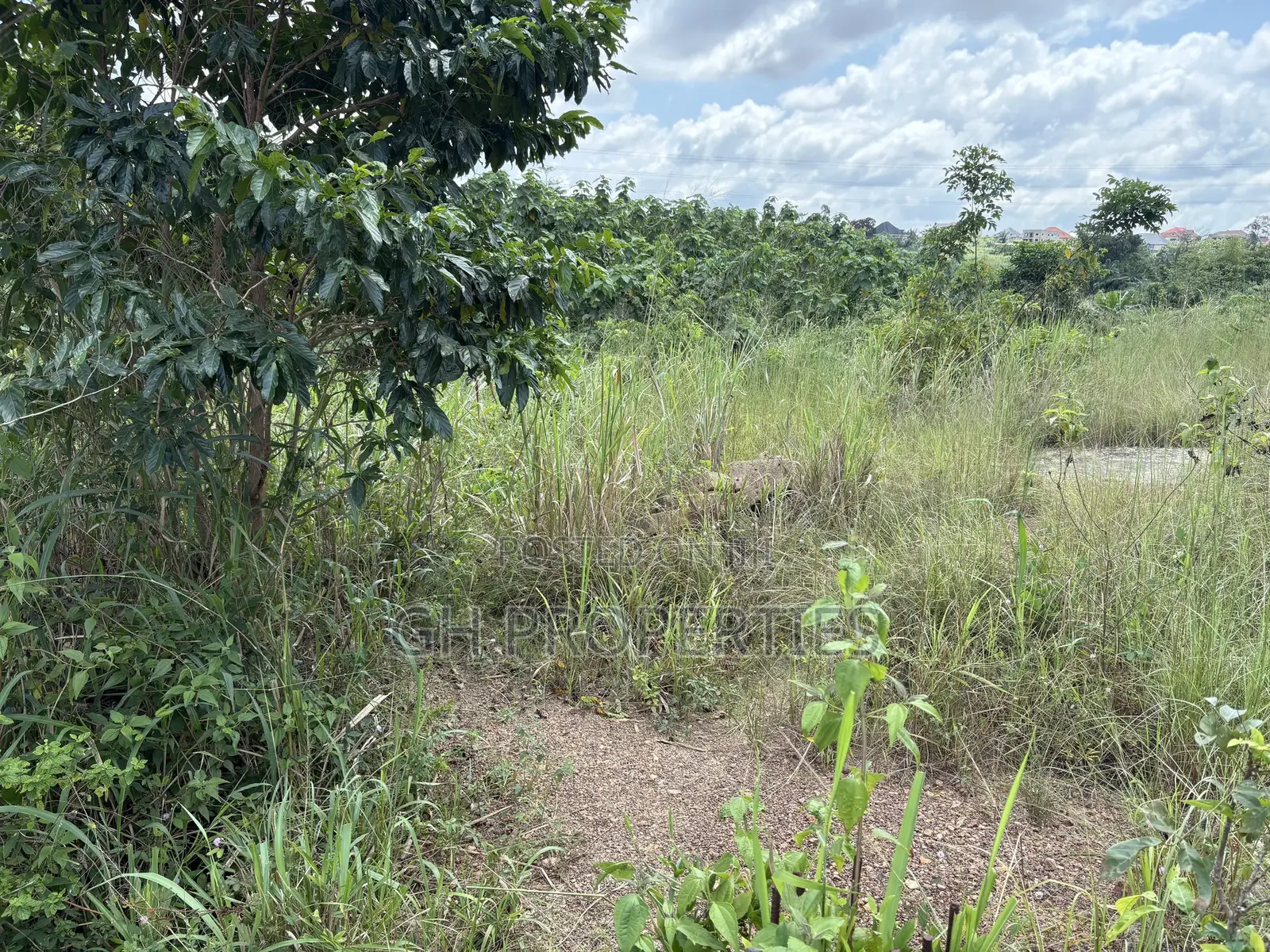 One Plot for Sale at Trade 7 Minutes Walk From Main Road. in Kumasi Metropolitan