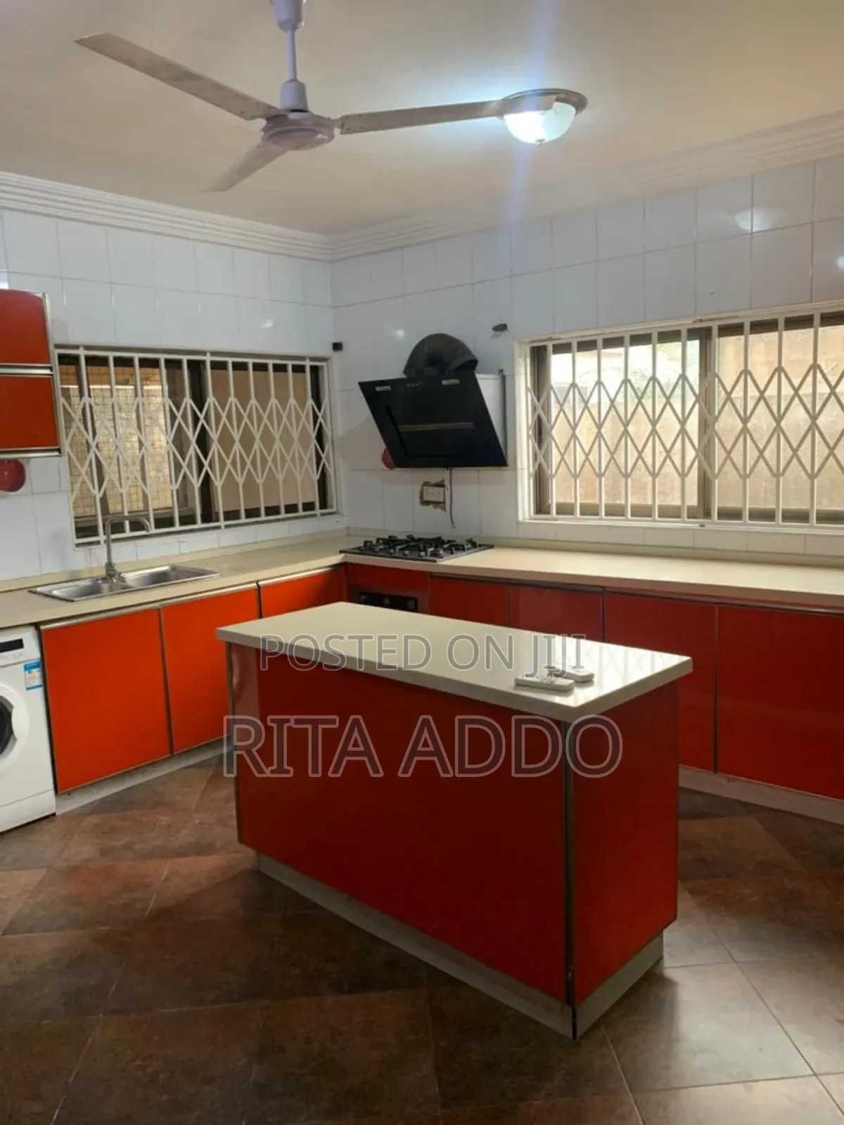 4bdrm House in Lakeside for rent in Lake Side Estate