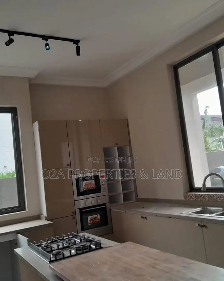 3bdrm Townhouse / Terrace in Adjiringanor, Ability for rent in Ability