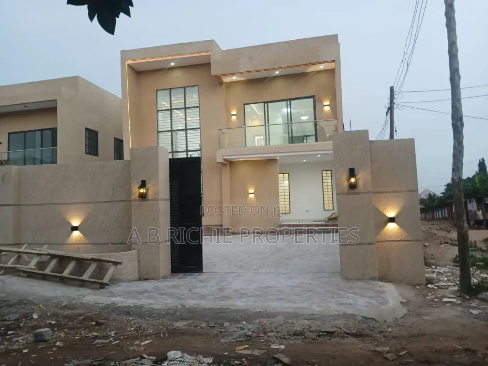 4bdrm House in Ab Richie Properties, Ashomang Estate for sale in Ashomang Estate