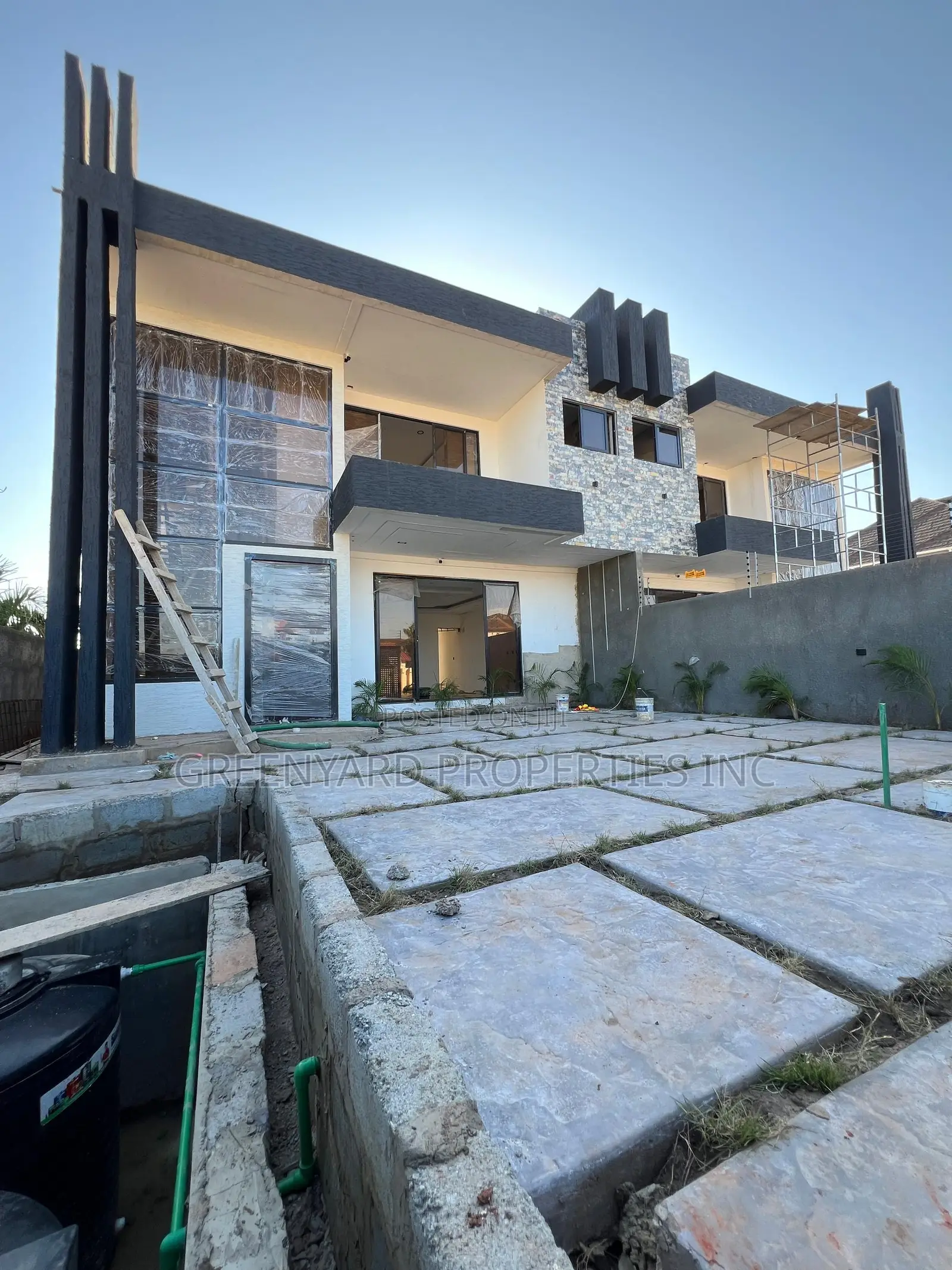 4bdrm House in Adjiringanor, East Legon for sale in East Legon