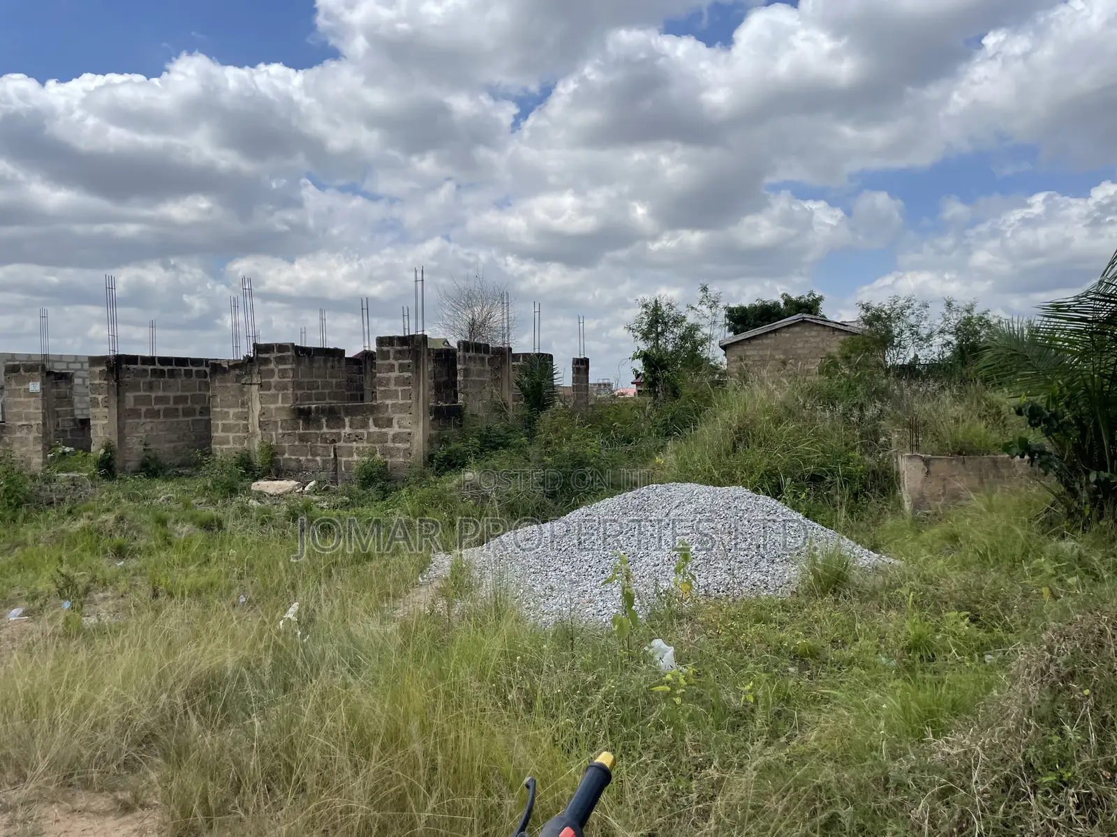 Uncompleted Building for Sale at Ashalaja in Ga South Municipal