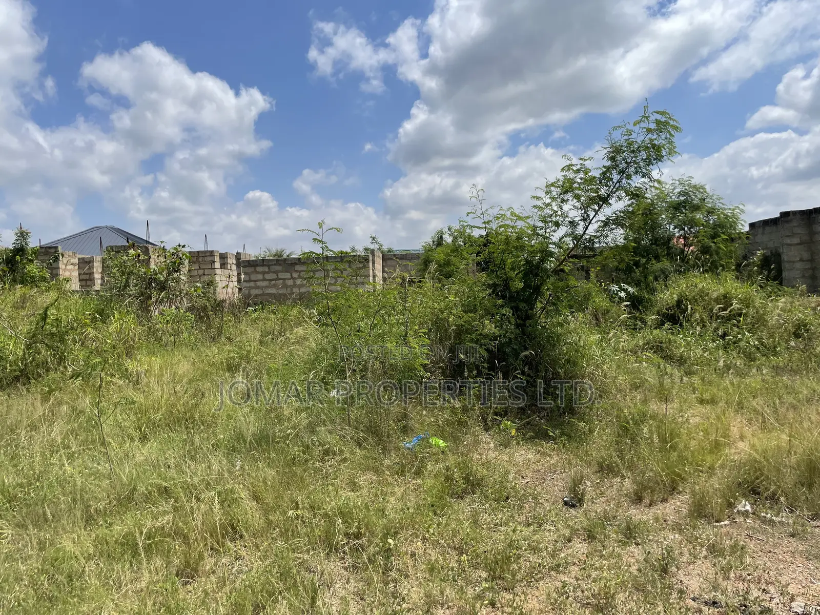 One and Half Plot for Sale at Ashalaja With Footings in Ga South Municipal