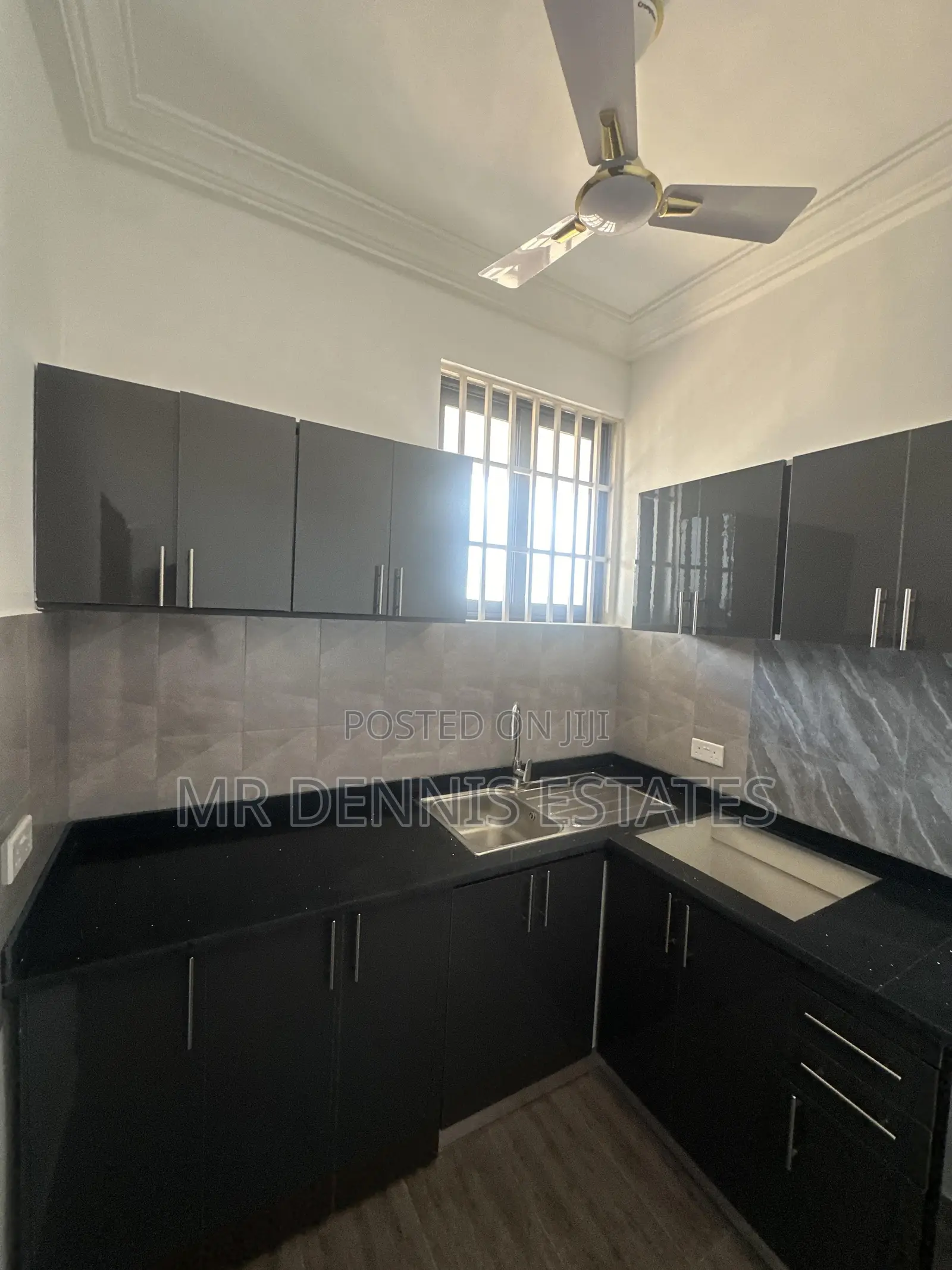 1bdrm Apartment in Westhills Mall for rent in West Hills Mall Area