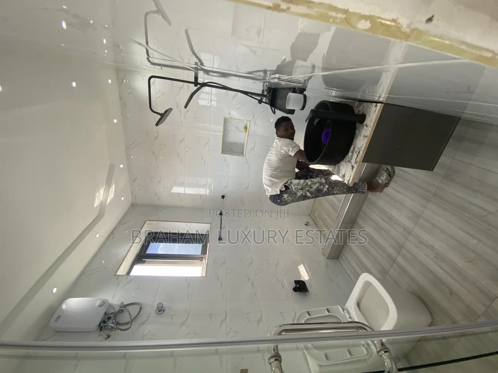 1bdrm Apartment in Braham Luxury, Spintex for rent in Spintex