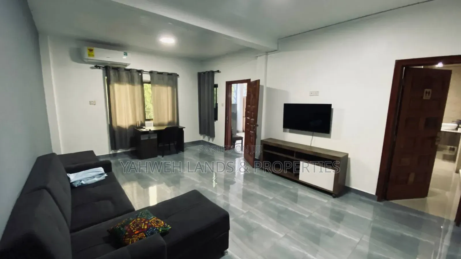 4bdrm House in Adenta for sale in Adenta