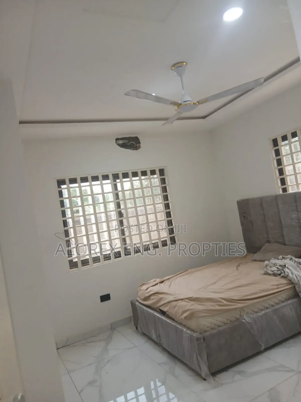 5bdrm House in Ayi Kuma, Dodowa for sale in Dodowa