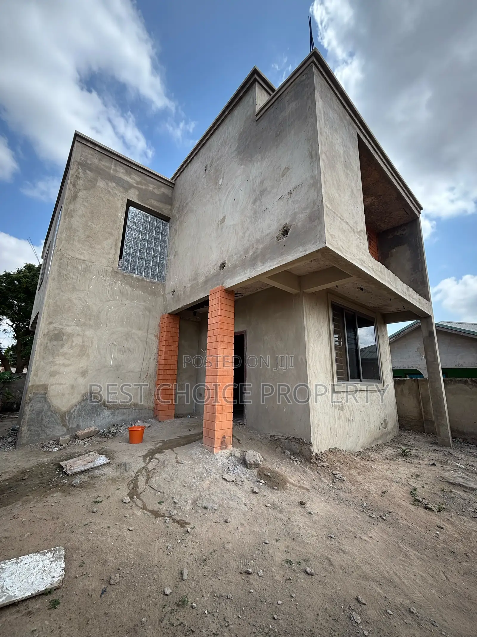 3 Bedroom Duplex House for Sale in Adenta