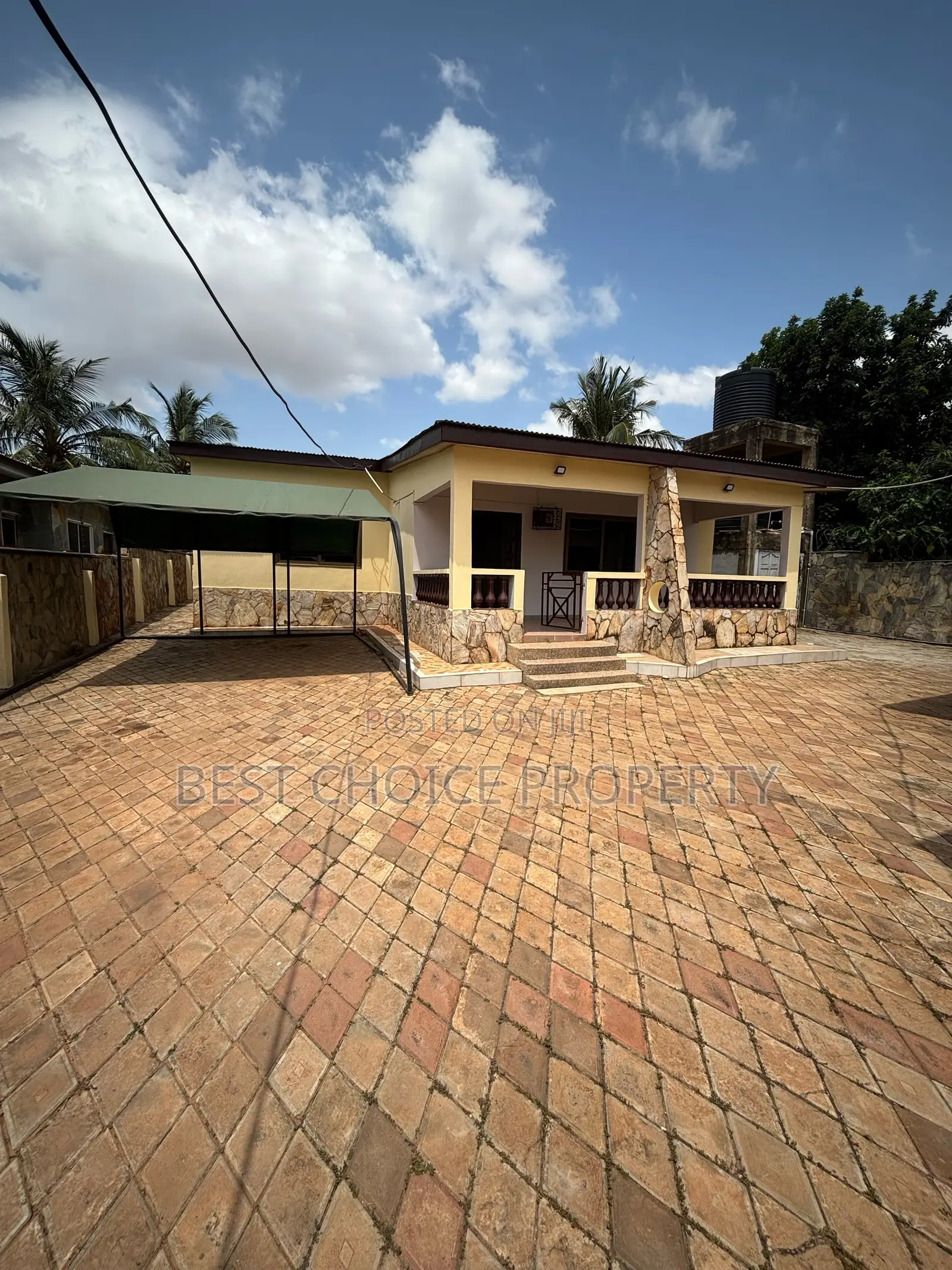 3bdrm Apartment in Frahfraha, Adenta for rent in Adenta
