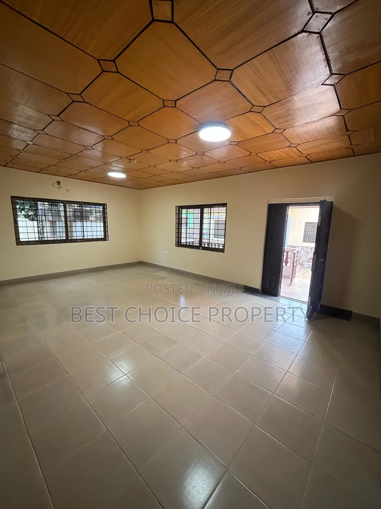 3bdrm Apartment in Frahfraha, Adenta for rent in Adenta