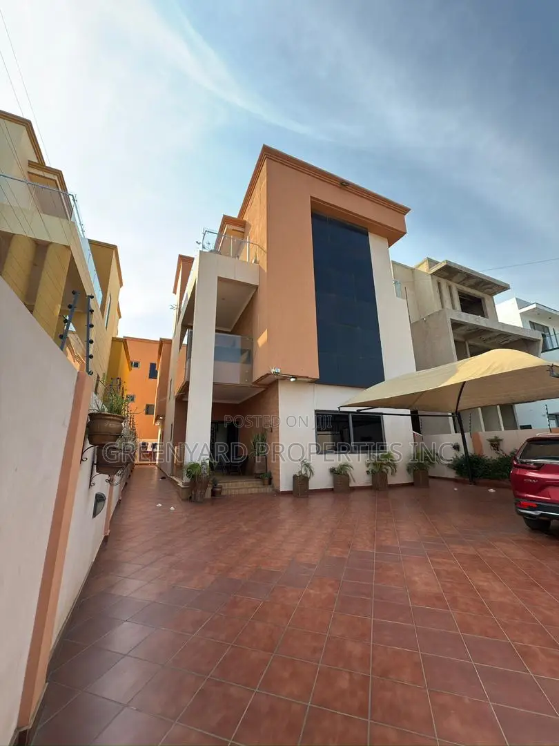 Furnished 5bdrm House in Adjiringanor, East Legon for rent in East Legon
