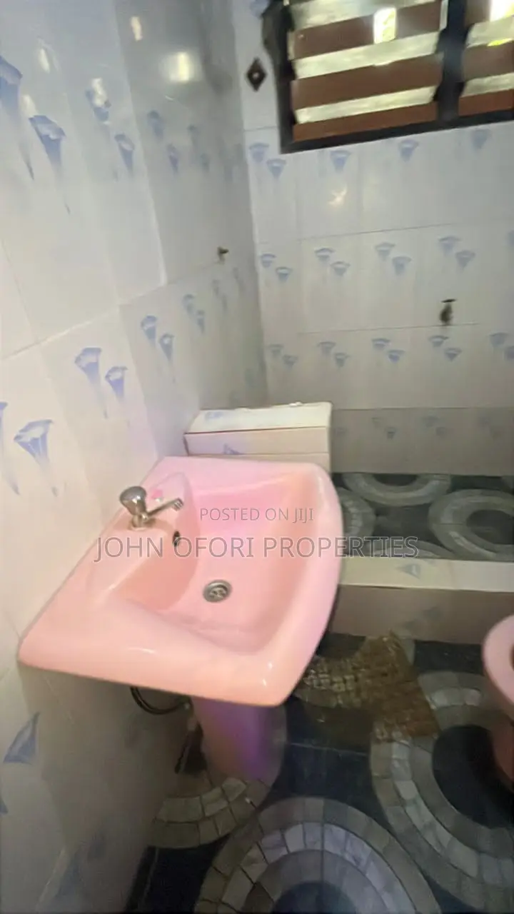 1bdrm Apartment in Emena Hospital, Kumasi Metropolitan for rent in Kumasi Metropolitan