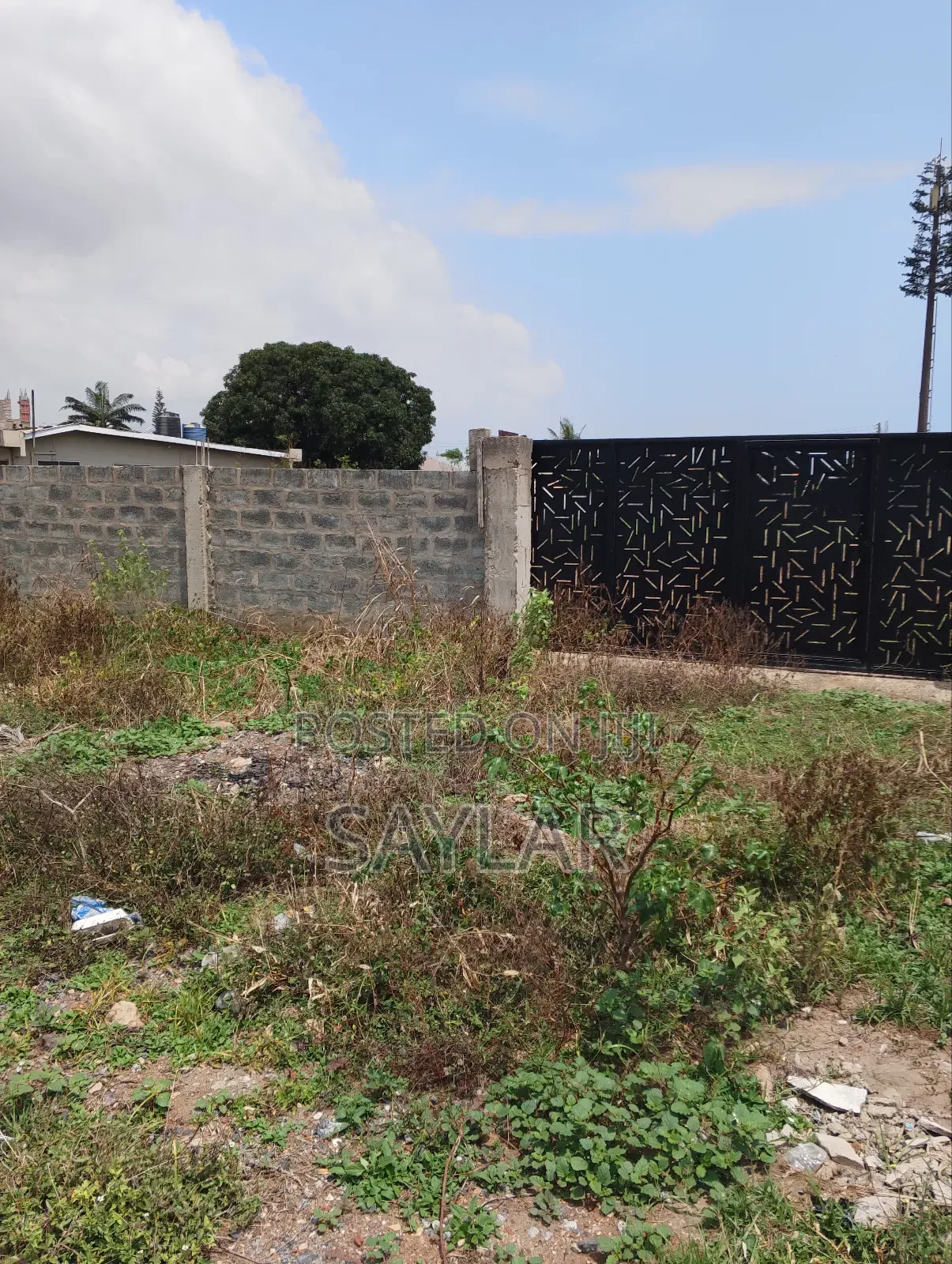 2 Plots for Sale Fully Fenced Block3 ,Comm3 in Baatsona Total