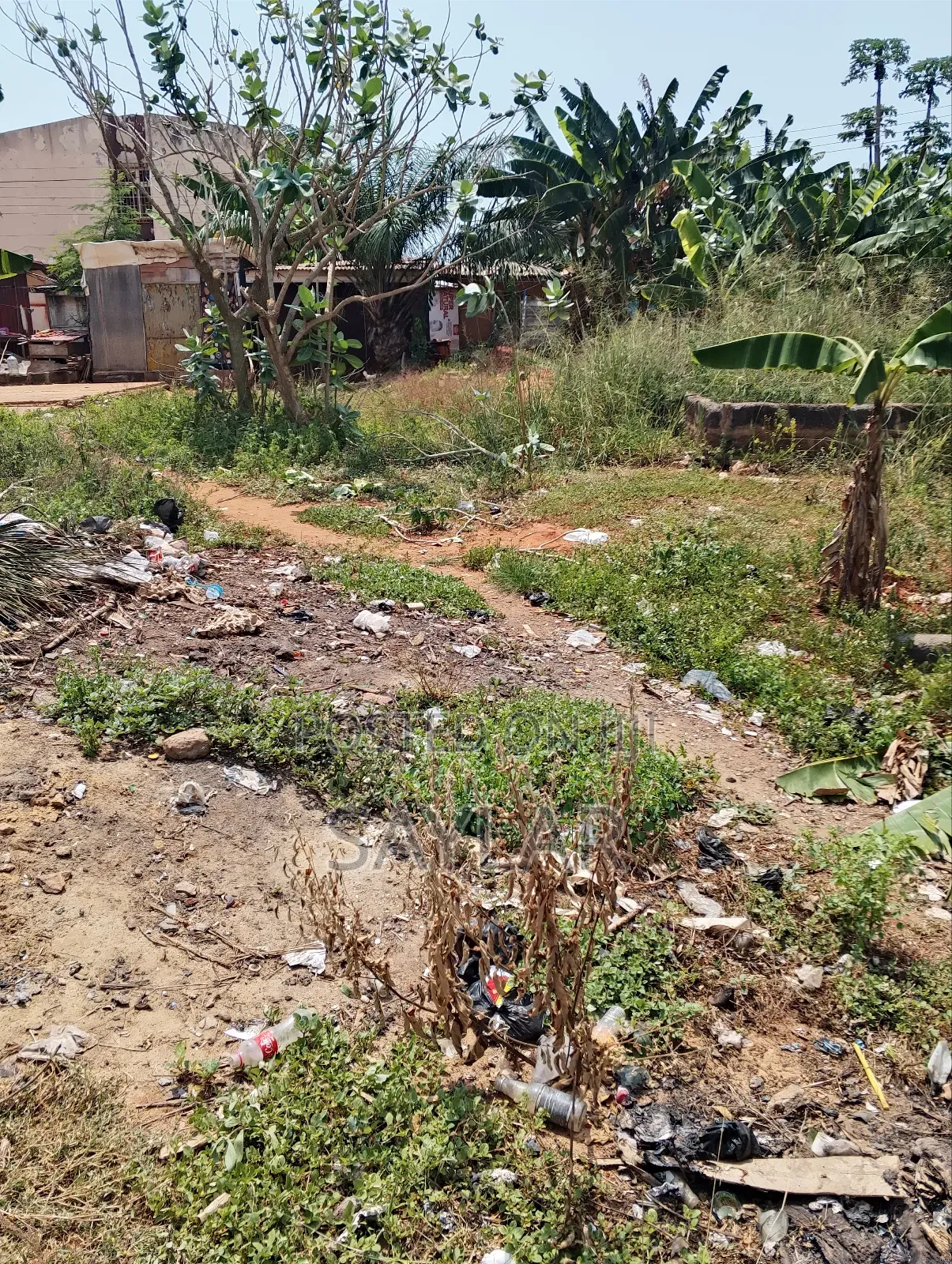 1 Plot for Sale Comm3 Close to 3 Gym Area in Tema Metropolitan